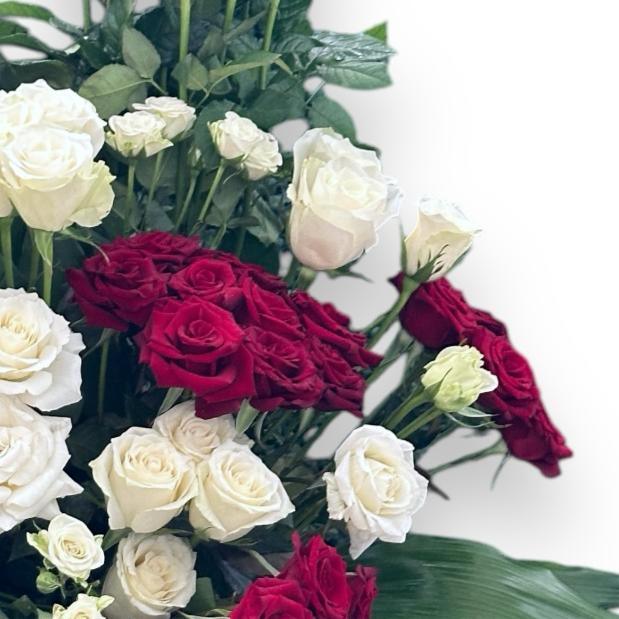 Rosy Radiance Basket luxury flowers DELIVERY TO Cairo AND Egypt
