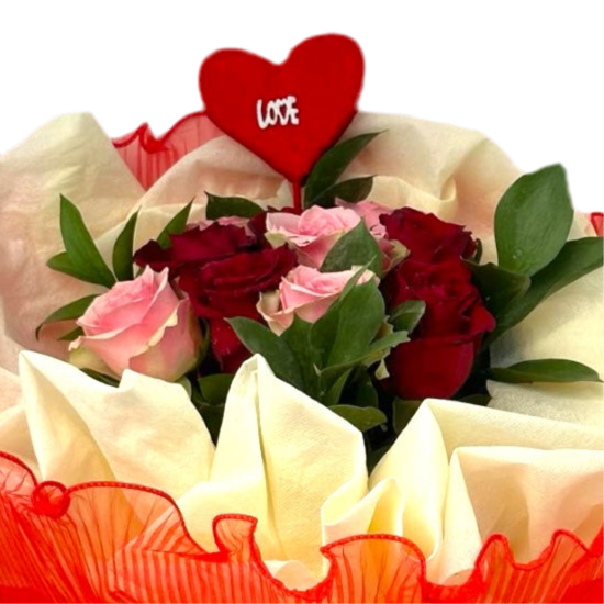 V39 Flowers bouquet luxury flowers DELIVERY TO Cairo AND Egypt