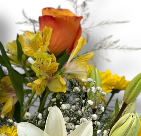 Sunset Bliss luxury flowers DELIVERY TO Cairo AND Egypt