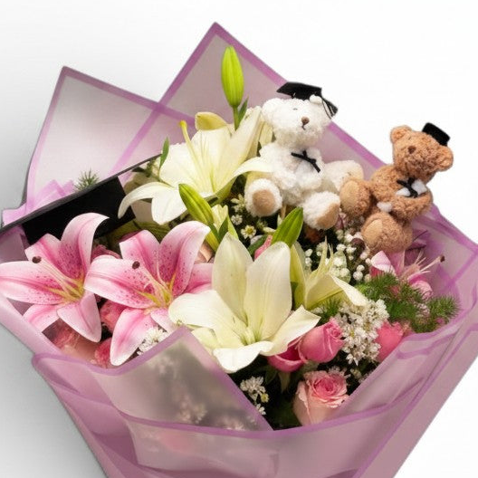 Lumielle Passage Hand Bouquet luxury flowers DELIVERY TO Cairo AND Egypt