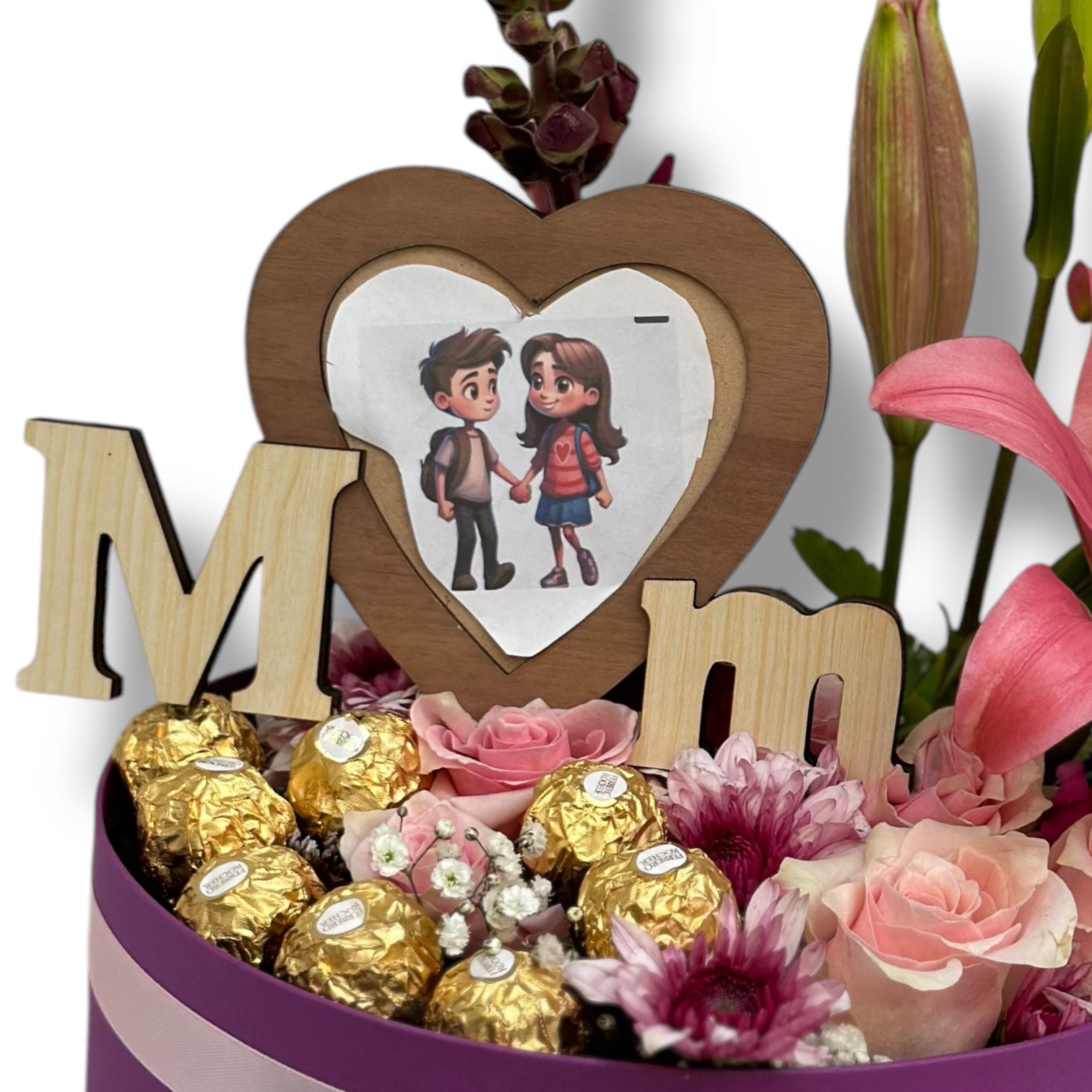 Sweet Embrace luxury flowers DELIVERY TO Cairo AND Egypt