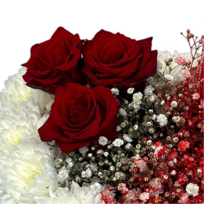 Sweet Heart Symphony Flowers bouquet luxury flowers DELIVERY TO Cairo AND Egypt