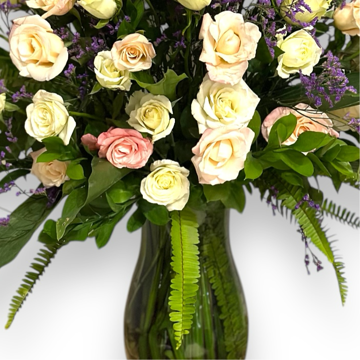 Winter Elegance luxury flowers DELIVERY TO Cairo AND Egypt