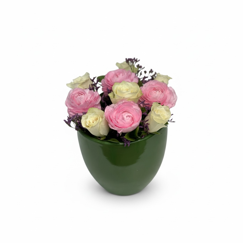 Soft Kiss Roses luxury flowers DELIVERY TO Cairo AND Egypt