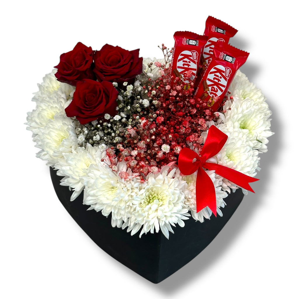 Sweet Heart Symphony Flowers bouquet luxury flowers DELIVERY TO Cairo AND Egypt
