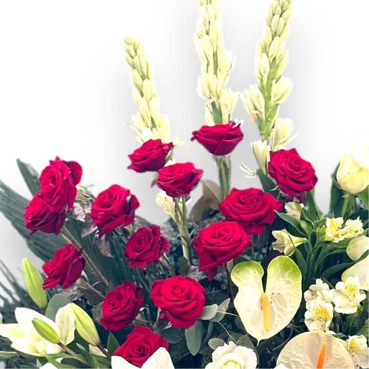 Everlasting Ember Vase luxury flowers DELIVERY TO Cairo AND Egypt