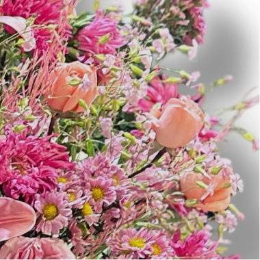 Rosé Meadow luxury flowers DELIVERY TO Cairo AND Egypt