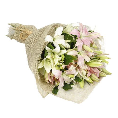 Daydream Hand Bouquet luxury flowers DELIVERY TO Cairo AND Egypt