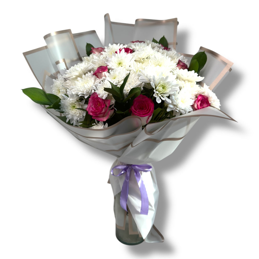 Pure Harmony Wrap Hand Bouquet luxury flowers DELIVERY TO Cairo AND Egypt