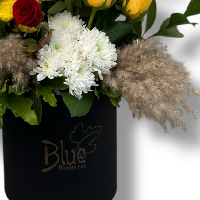 Radiant Splendor Flowers bouquet luxury flowers DELIVERY TO Cairo AND Egypt