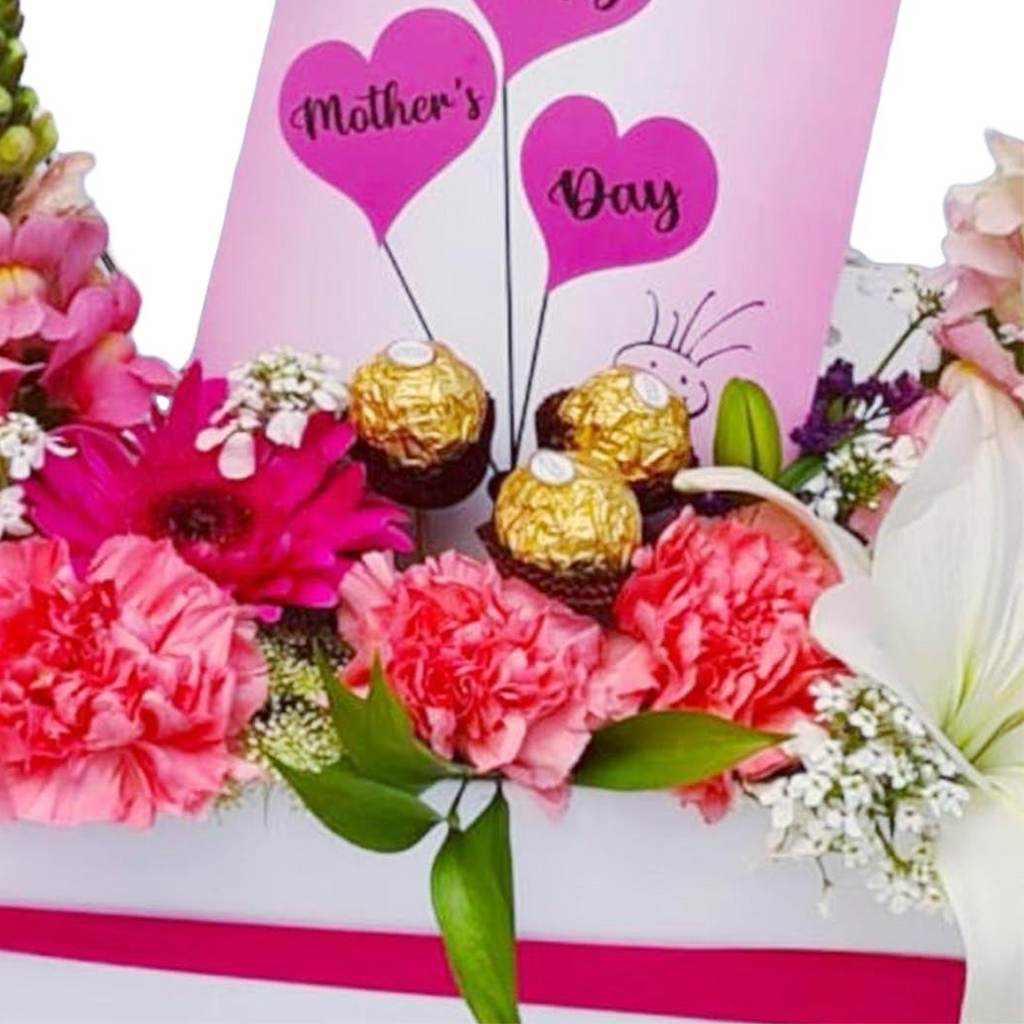 Sweetheart Bloom Box luxury flowers DELIVERY TO Cairo AND Egypt