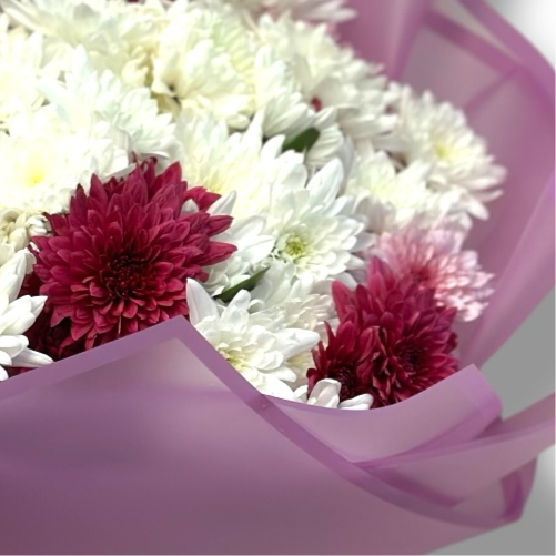 Plum Serenity Hand Bouquet luxury flowers DELIVERY TO Cairo AND Egypt