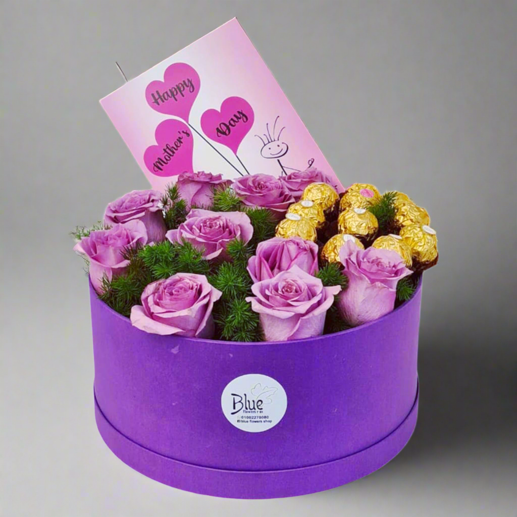 Velvet Kiss Bloom Box Box luxury flowers DELIVERY TO Cairo AND Egypt
