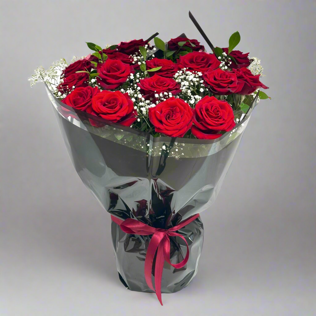 Velvet Passion Hand Bouquet luxury flowers DELIVERY TO Cairo AND Egypt