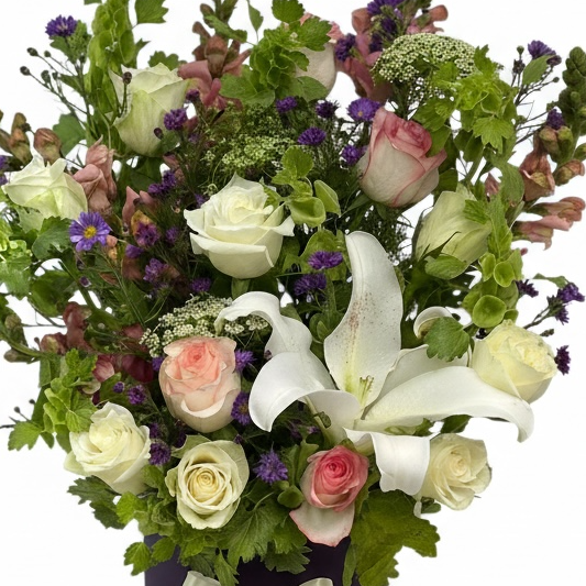Garden Poetry Flowers bouquet luxury flowers DELIVERY TO Cairo AND Egypt