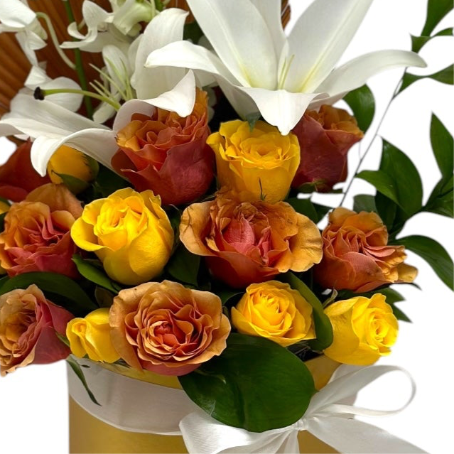 Pure Serenity luxury flowers DELIVERY TO Cairo AND Egypt
