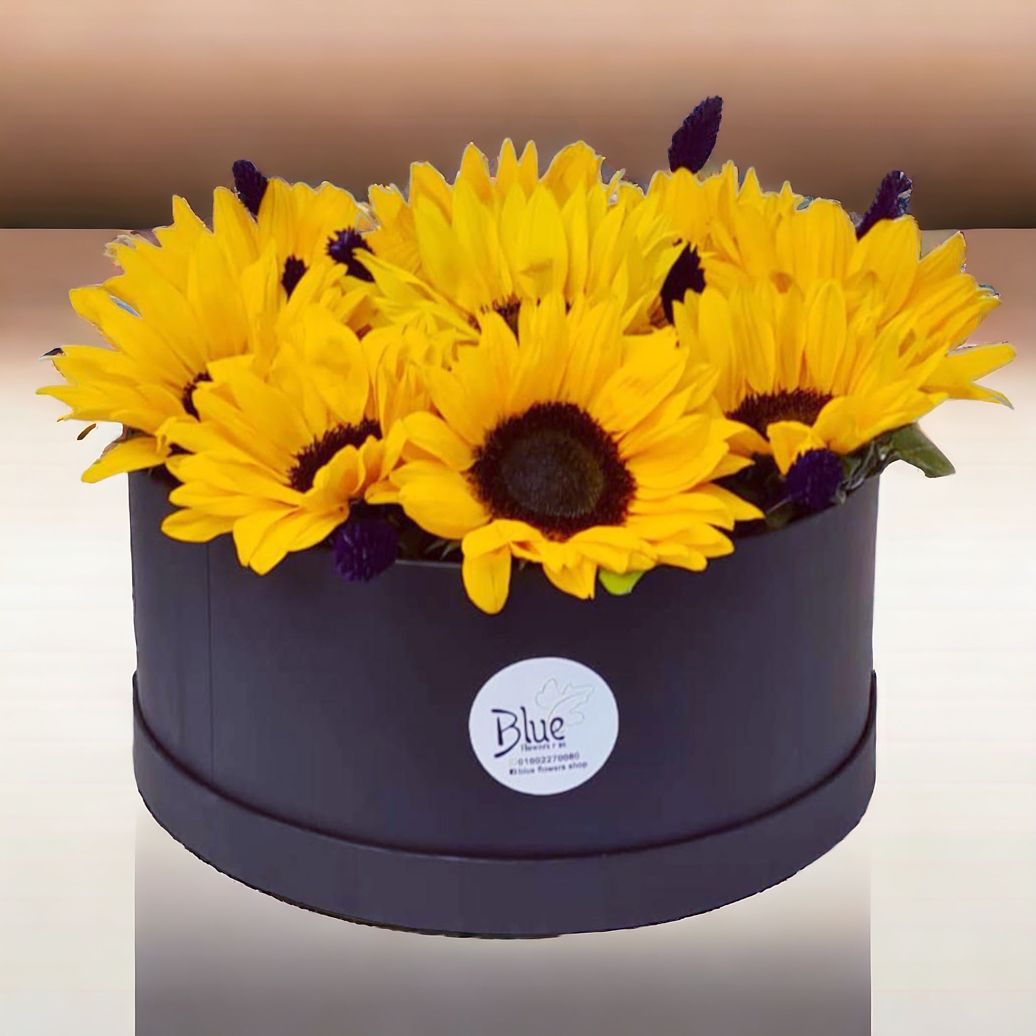 Golden Radiance luxury flowers DELIVERY TO Cairo AND Egypt