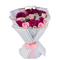 Rosélia Bloom Wrap Hand Bouquet luxury flowers DELIVERY TO Cairo AND Egypt
