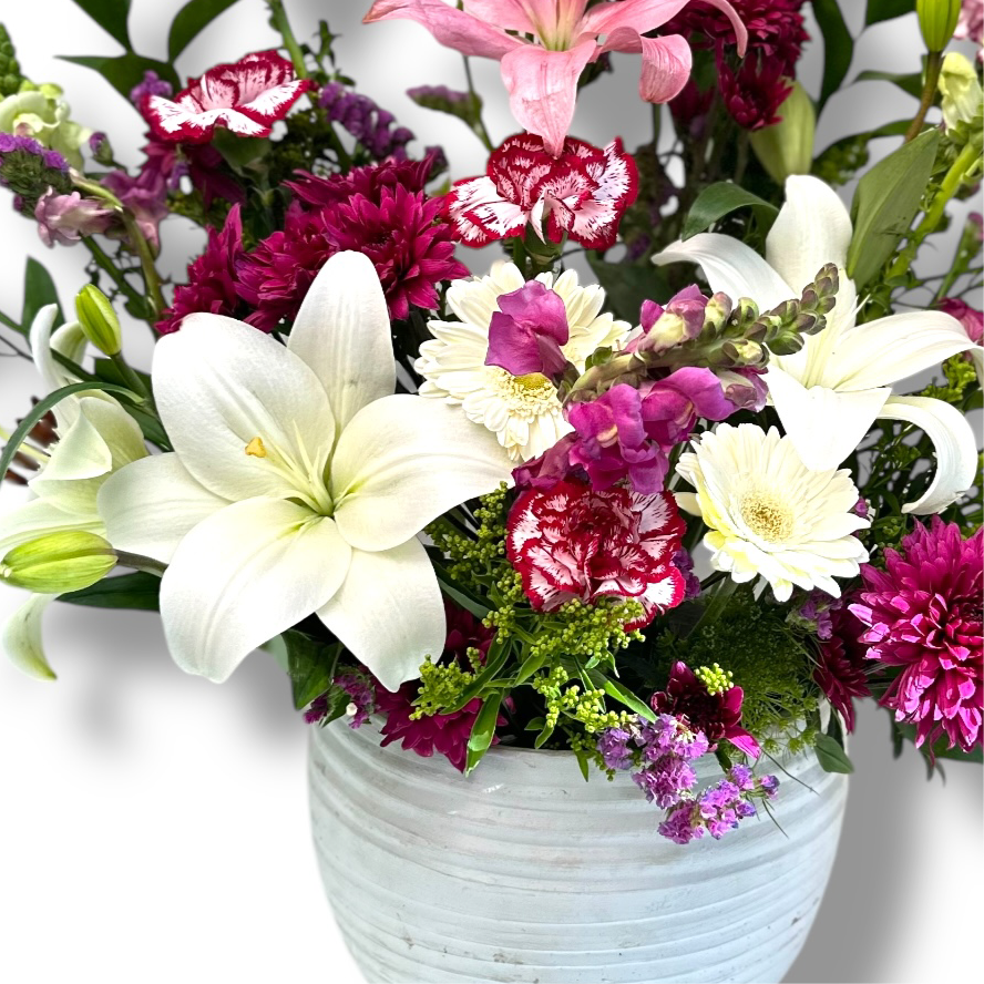Garden Elegance Fresh Cut Flowers luxury flowers DELIVERY TO Cairo AND Egypt