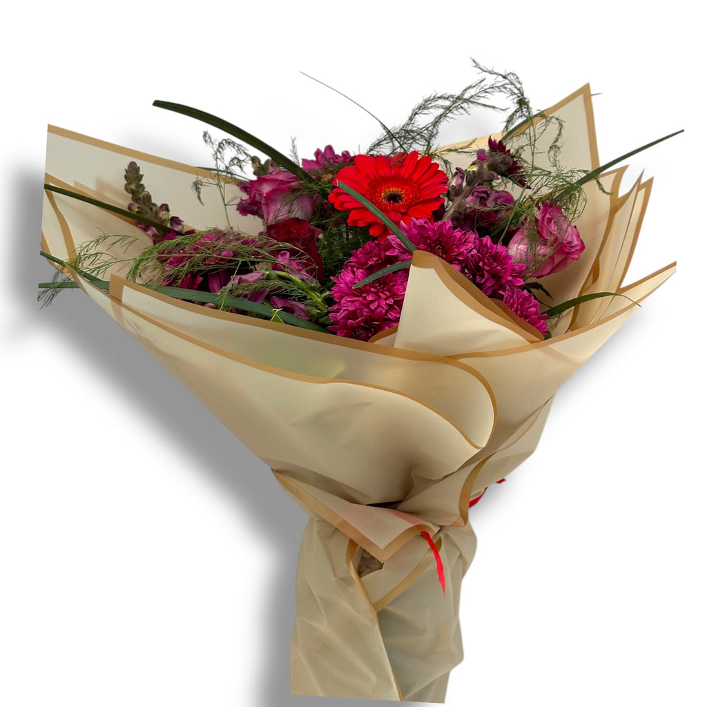 Scarlet Meadow Hand Bouquet luxury flowers DELIVERY TO Cairo AND Egypt