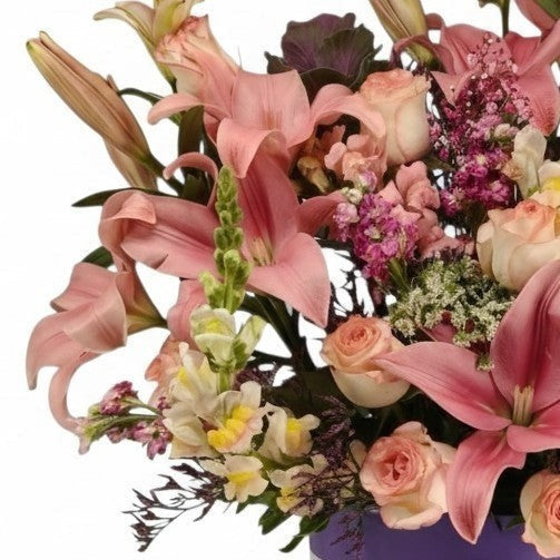 Rosé Velvet Garden luxury flowers DELIVERY TO Cairo AND Egypt