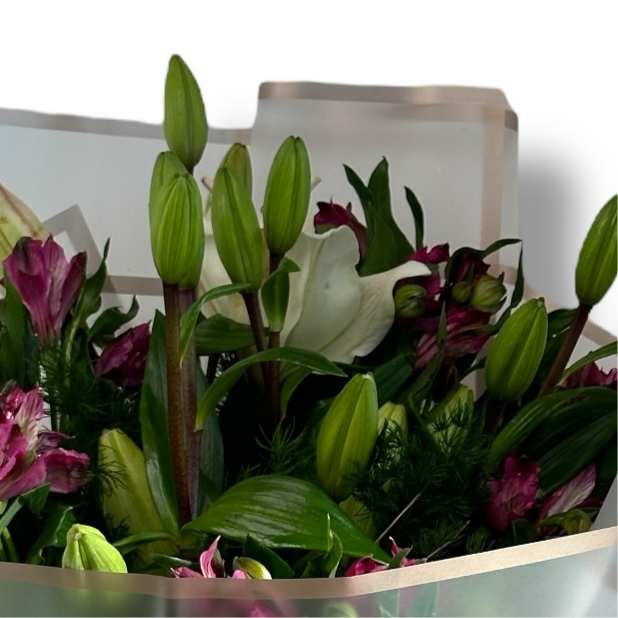 Lilac Symphony Hand Bouquet luxury flowers DELIVERY TO Cairo AND Egypt