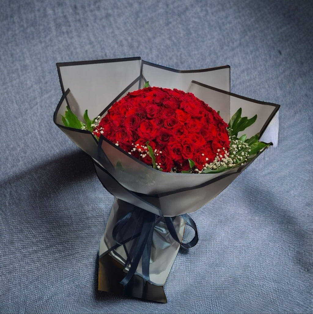 Special offer on Roses luxury flowers DELIVERY TO Cairo AND Egypt
