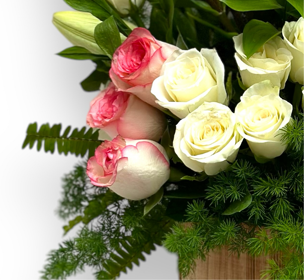 Midnight Magic luxury flowers DELIVERY TO Cairo AND Egypt