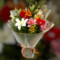 V32 Flowers bouquet luxury flowers DELIVERY TO Cairo AND Egypt