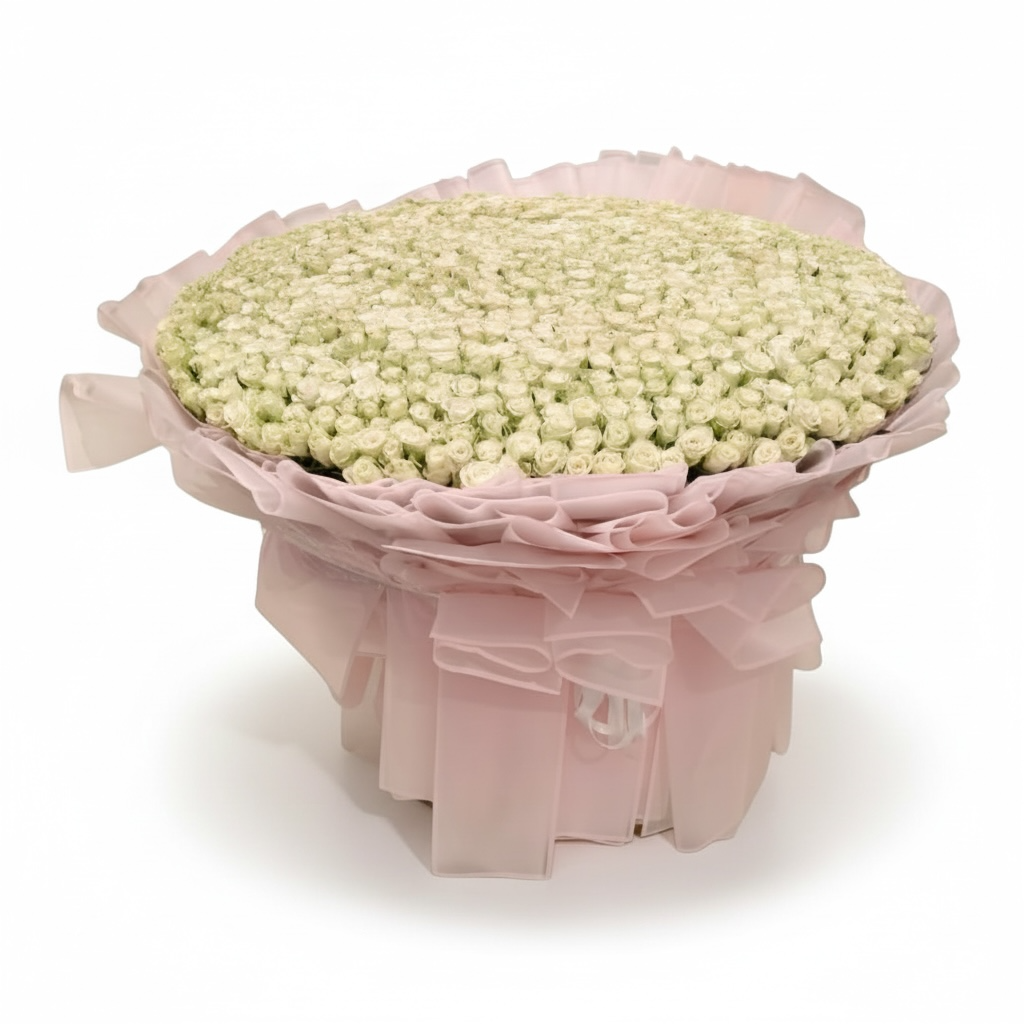 Infinity Rose Majesty Hand Bouquet luxury flowers DELIVERY TO Cairo AND Egypt