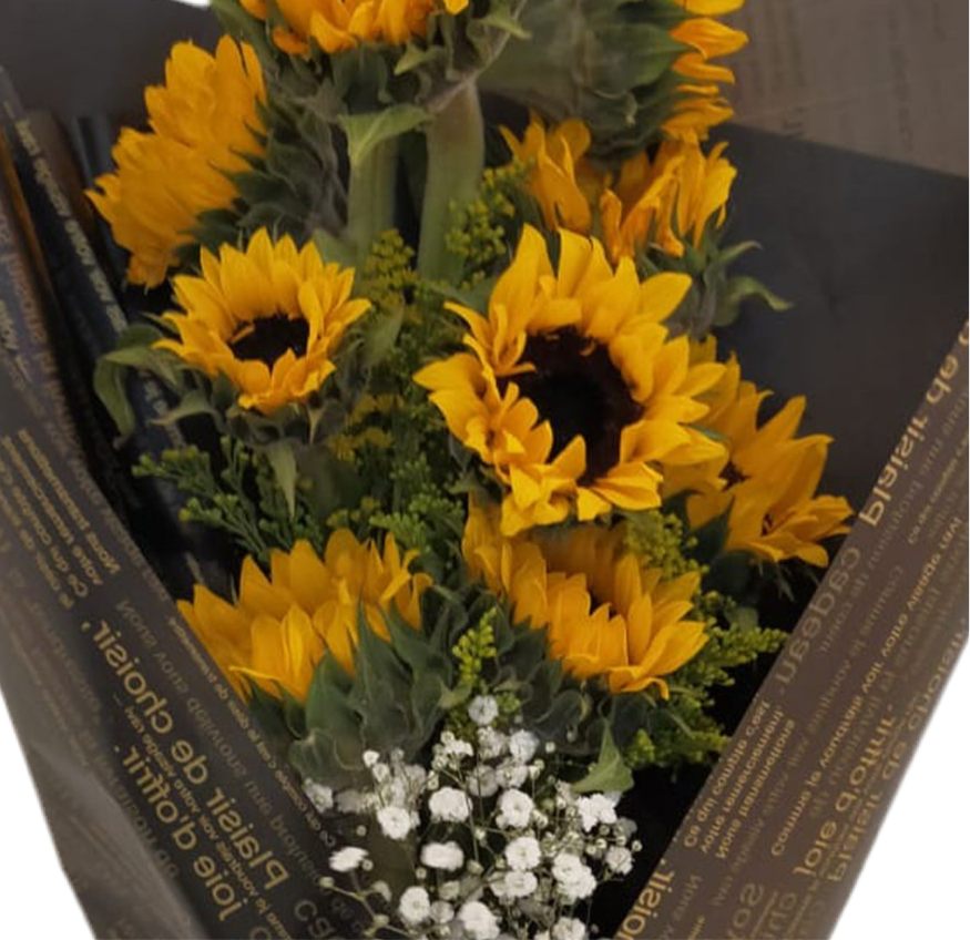 Yattai Hand Bouquet luxury flowers DELIVERY TO Cairo AND Egypt
