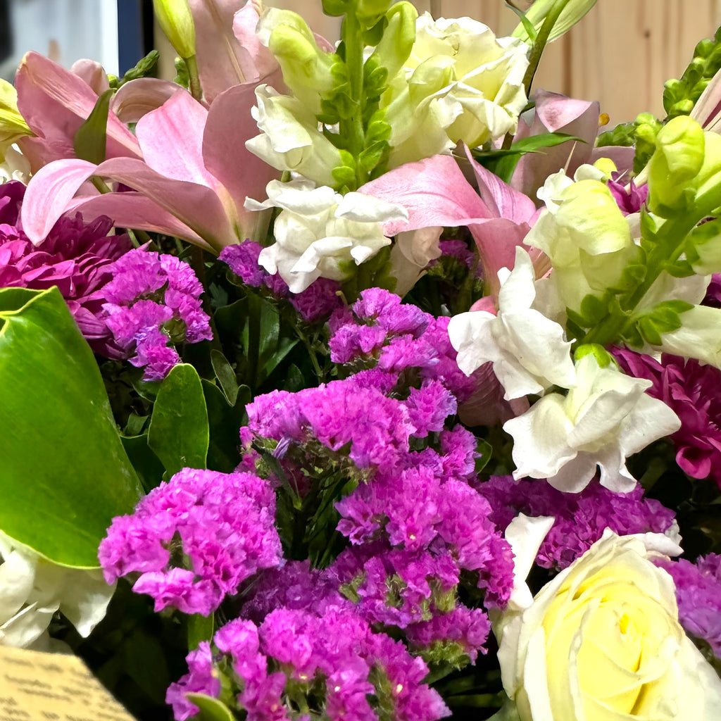 Blissful Eid Hand Bouquet luxury flowers DELIVERY TO Cairo AND Egypt