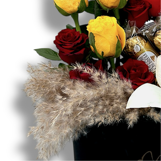 Auric Radiance Bouquet Flowers bouquet luxury flowers DELIVERY TO Cairo AND Egypt