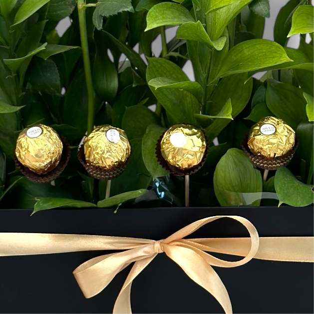 Golden Romance Flowers bouquet luxury flowers DELIVERY TO Cairo AND Egypt