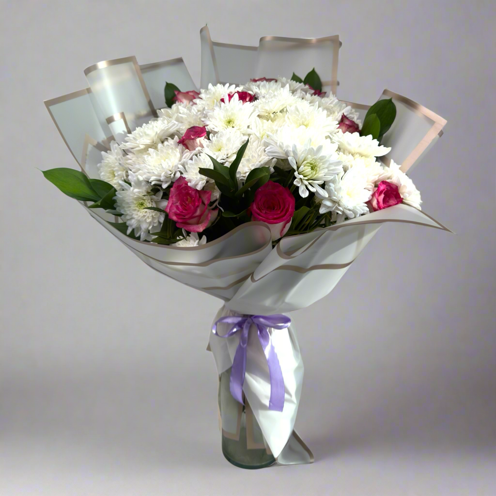 Pure Harmony Wrap Hand Bouquet luxury flowers DELIVERY TO Cairo AND Egypt