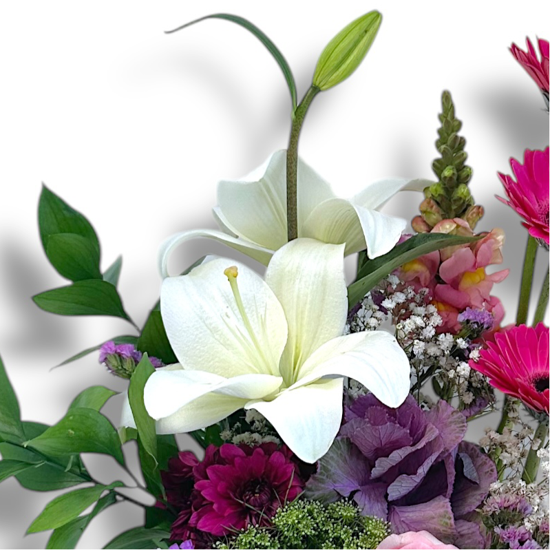 Enchanted Charm luxury flowers DELIVERY TO Cairo AND Egypt