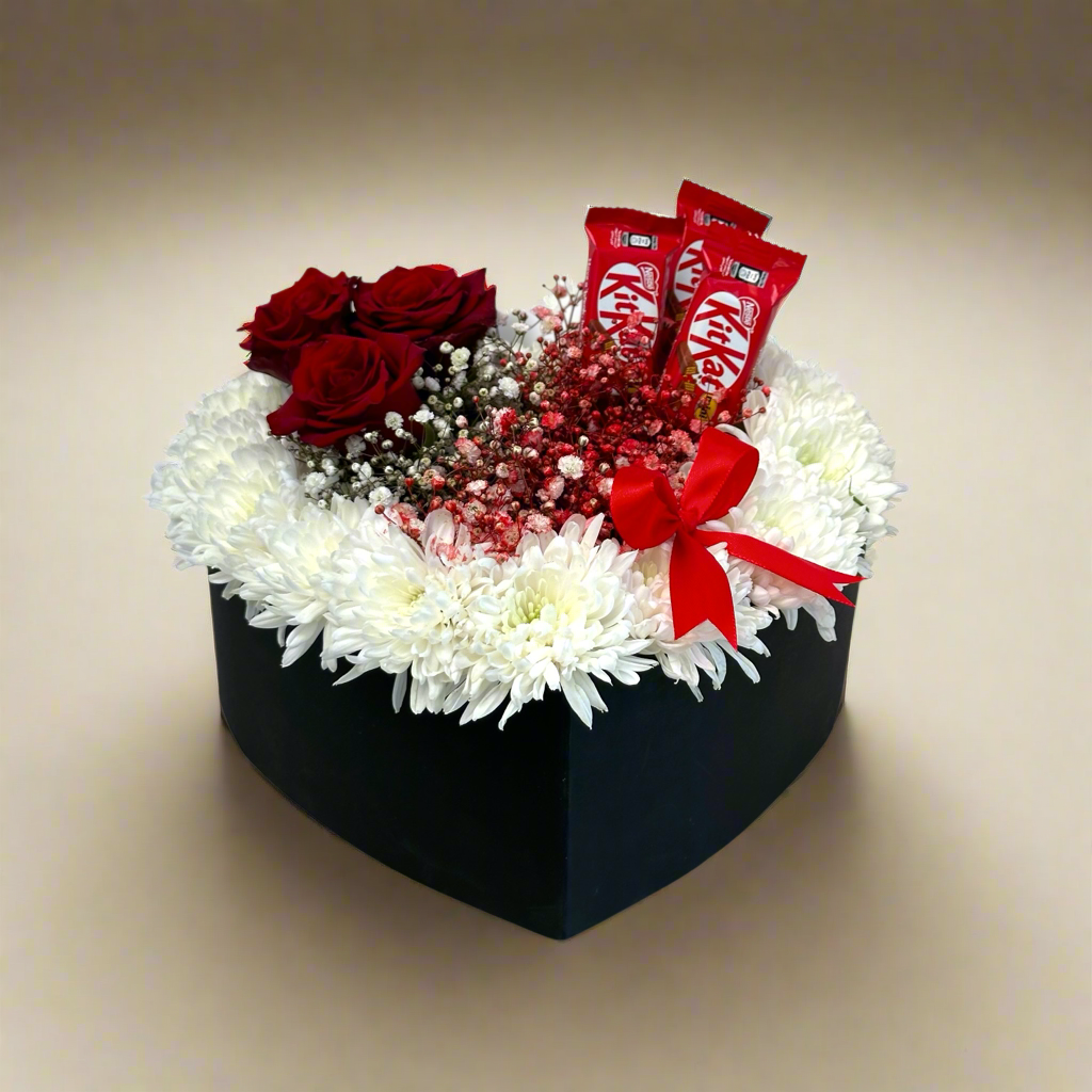 Sweet Heart Symphony Flowers bouquet luxury flowers DELIVERY TO Cairo AND Egypt