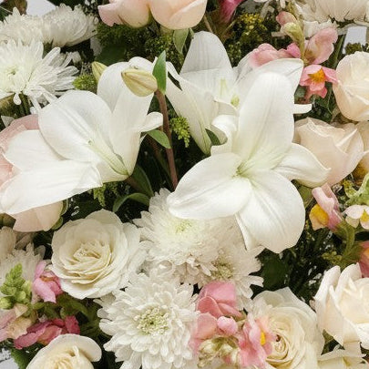 Belle Harmonie Flowers bouquet luxury flowers DELIVERY TO Cairo AND Egypt
