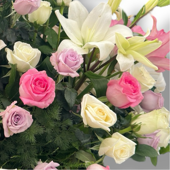 Blossom Symphony luxury flowers DELIVERY TO Cairo AND Egypt