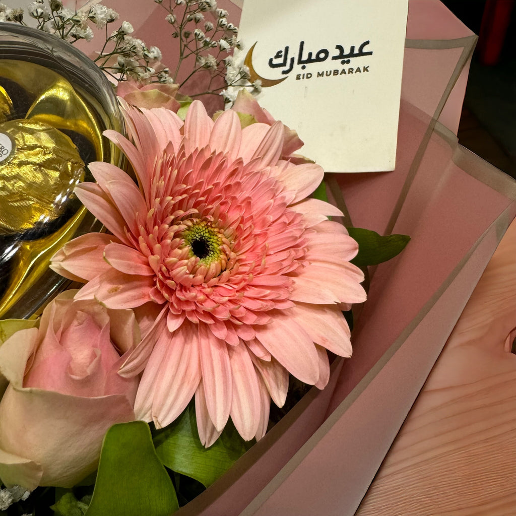 Pinky Eid luxury flowers DELIVERY TO Cairo AND Egypt