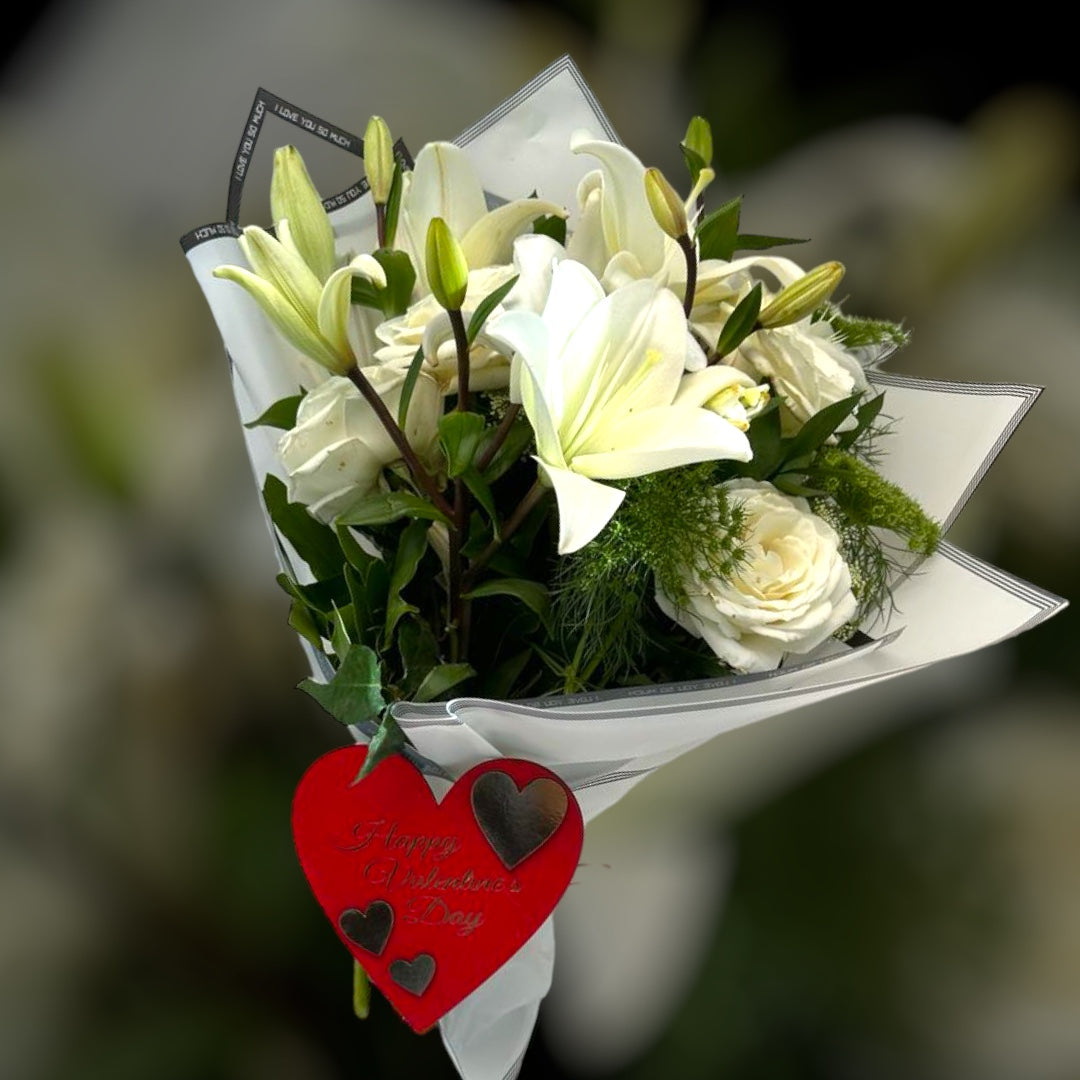 V30 Flowers bouquet luxury flowers DELIVERY TO Cairo AND Egypt