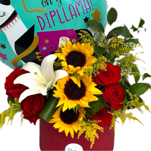 Diploma Delight Box luxury flowers DELIVERY TO Cairo AND Egypt