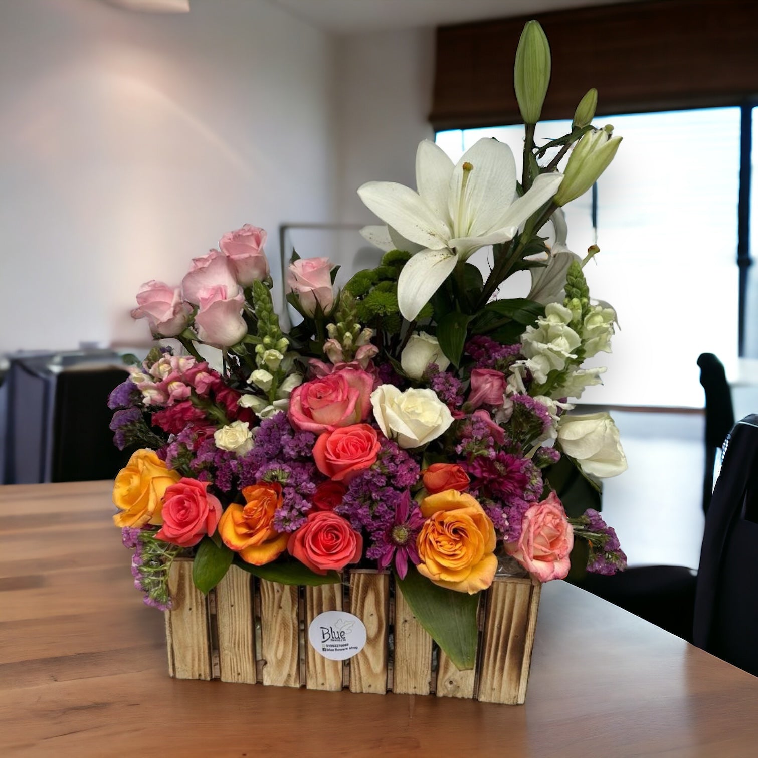 MD24-006 luxury flowers DELIVERY TO Cairo AND Egypt