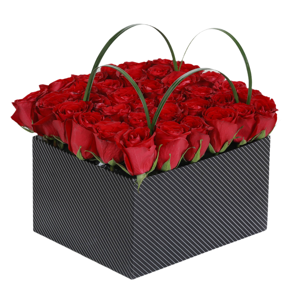 Beaming Beauty Box luxury flowers DELIVERY TO Cairo AND Egypt