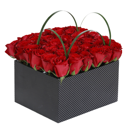 Beaming Beauty Box luxury flowers DELIVERY TO Cairo AND Egypt