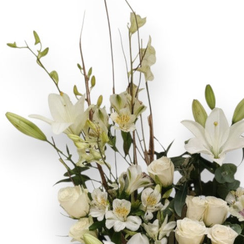 Etherelle Garden luxury flowers DELIVERY TO Cairo AND Egypt