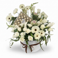 Ivory Indulgence Box Flowers bouquet luxury flowers DELIVERY TO Cairo AND Egypt