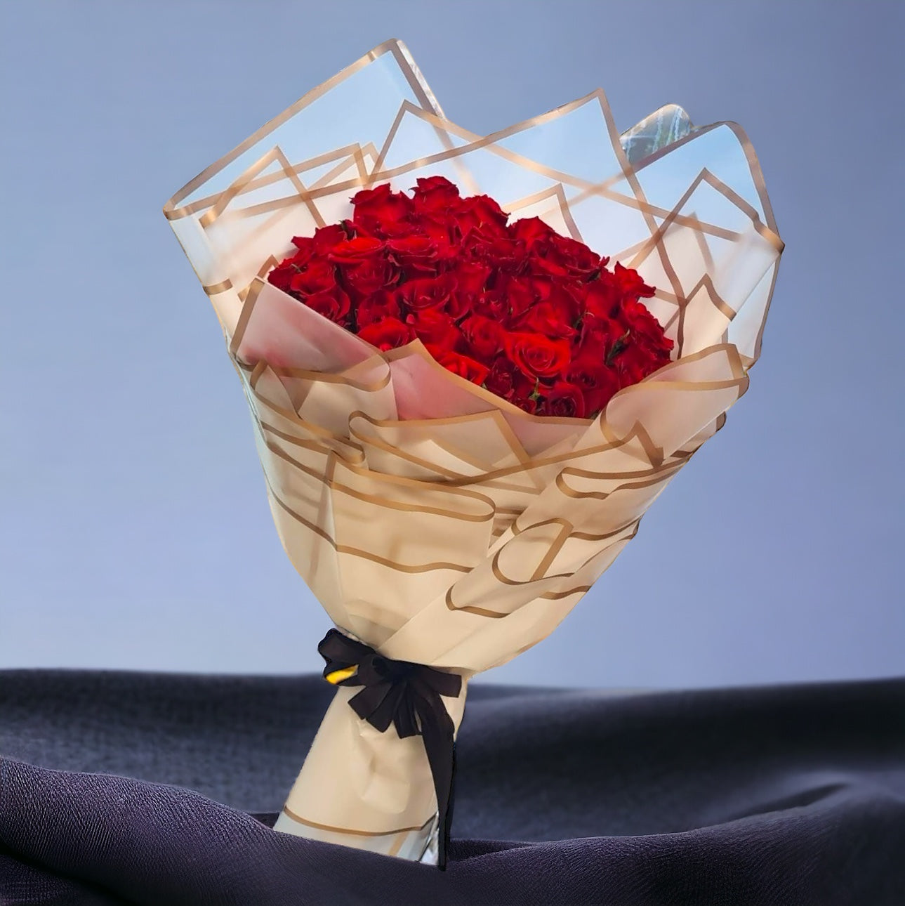 Special offer on Roses luxury flowers DELIVERY TO Cairo AND Egypt