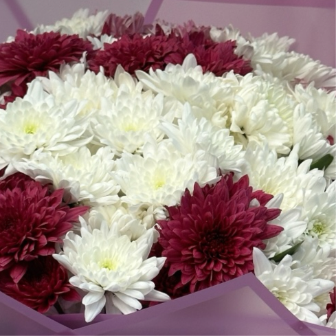 Plum Serenity Hand Bouquet luxury flowers DELIVERY TO Cairo AND Egypt