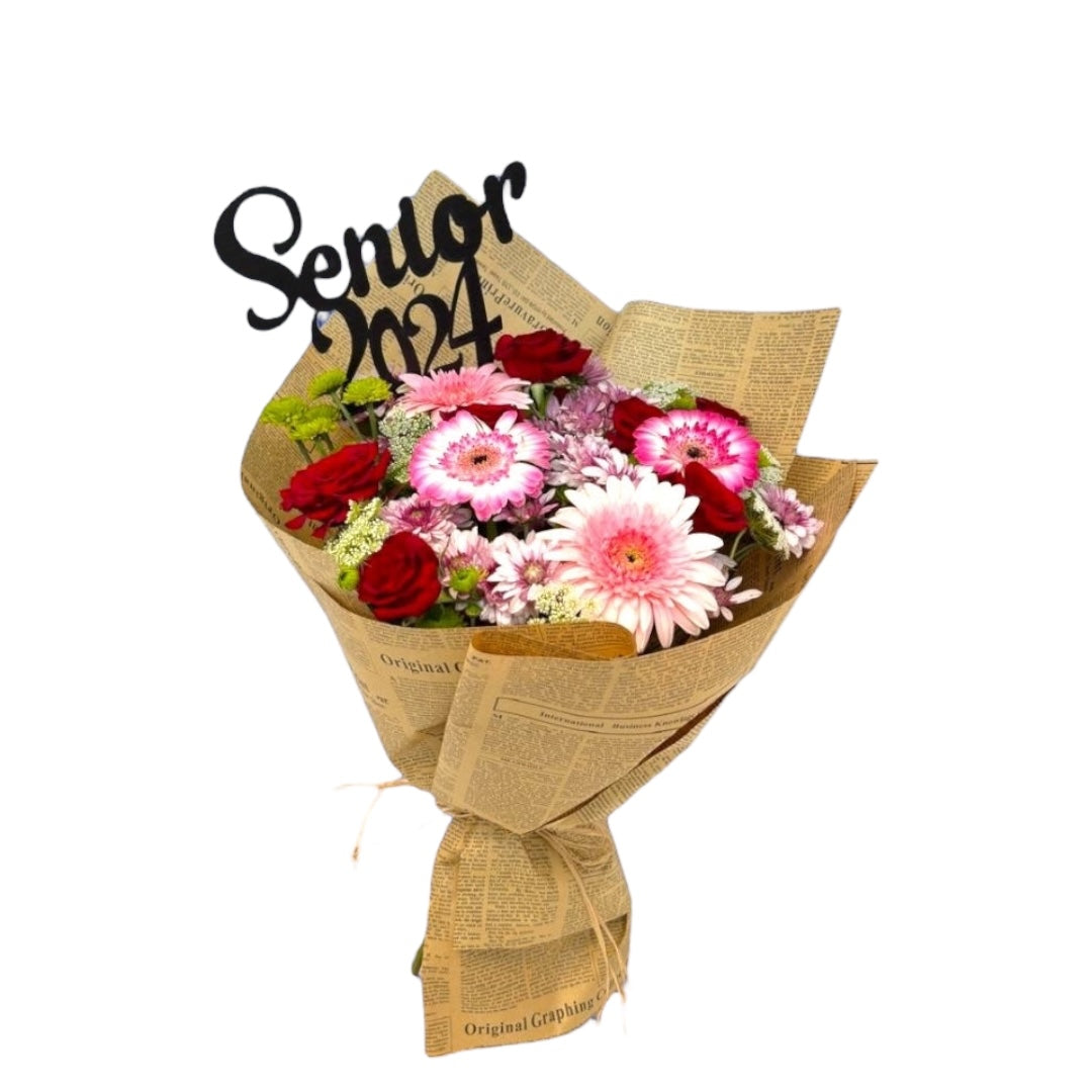 Scholar's Sentiment Hand Bouquet luxury flowers DELIVERY TO Cairo AND Egypt